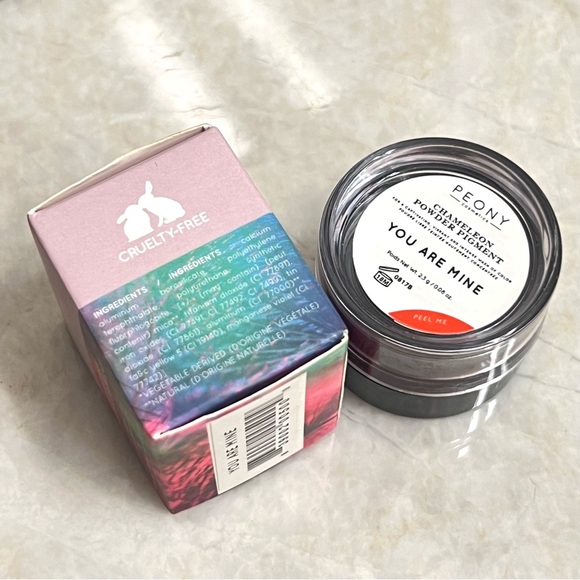 Peony Cosmetics Chameleon Powder Pigment - Picture 2 of 5